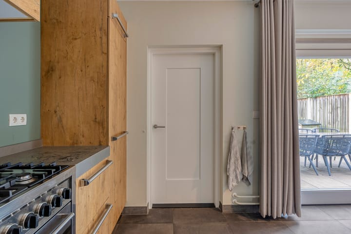 Photo 10 of Valeriaan 32