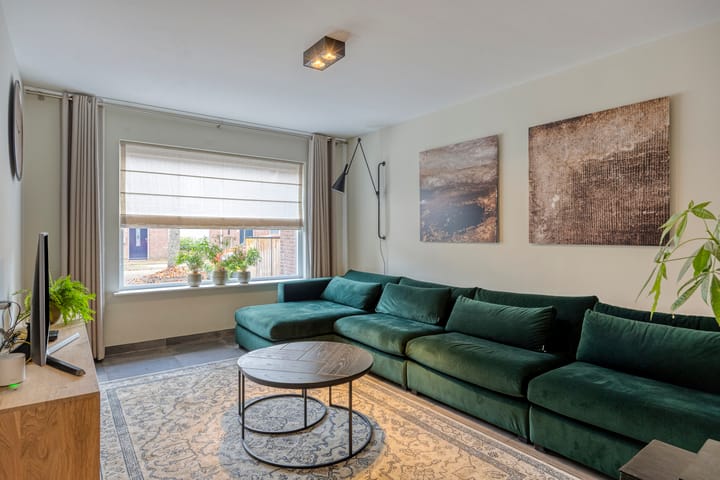 Photo 3 of Valeriaan 32