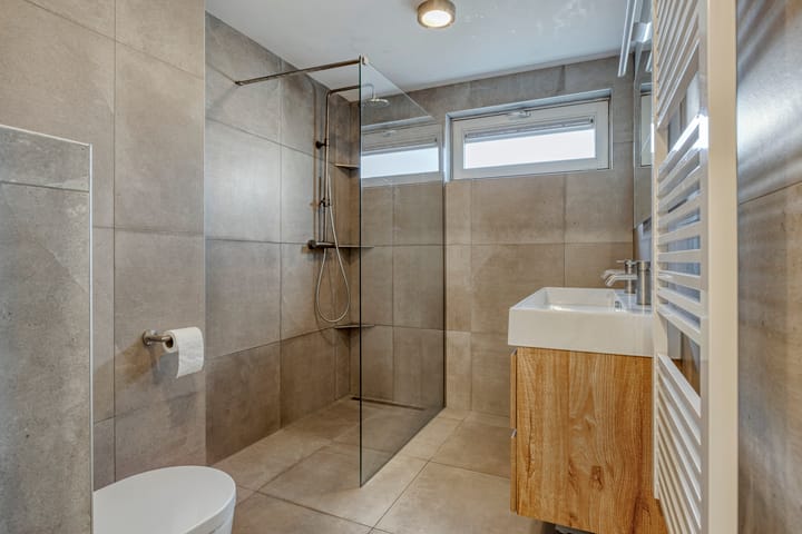 Photo 21 of Valeriaan 32