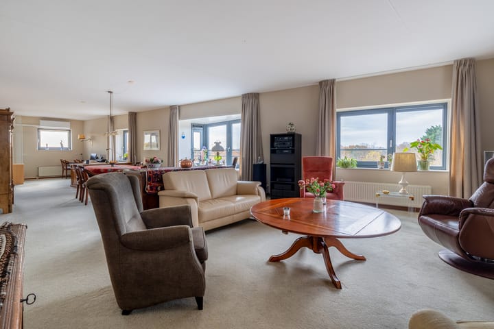 Foto 3 van Navolaan 15-21