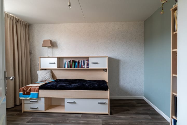 Foto 18 van Esdoornstraat 27