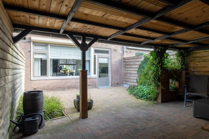 Foto 29 van Esdoornstraat 27