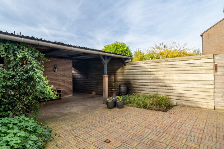 Foto 31 van Esdoornstraat 27