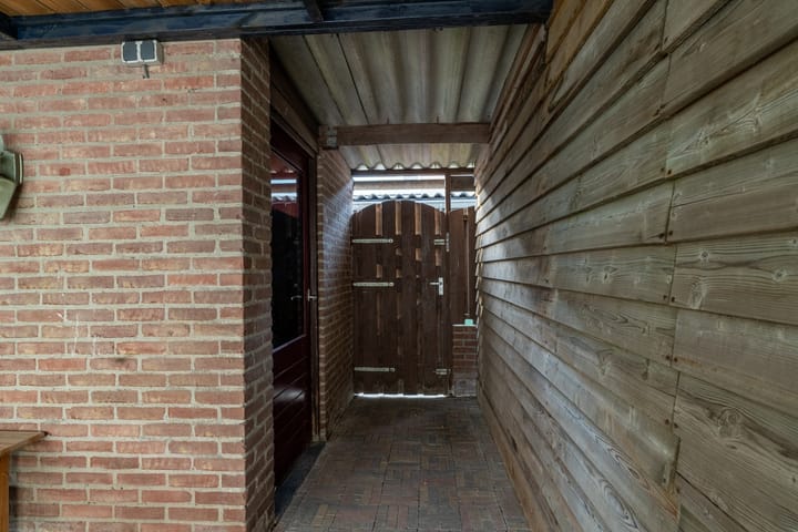 Foto 33 van Esdoornstraat 27