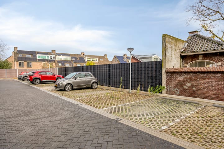 Foto 24 van Spoorweglaan 3-B