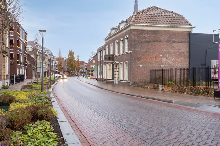 Foto 28 van Spoorweglaan 3-B