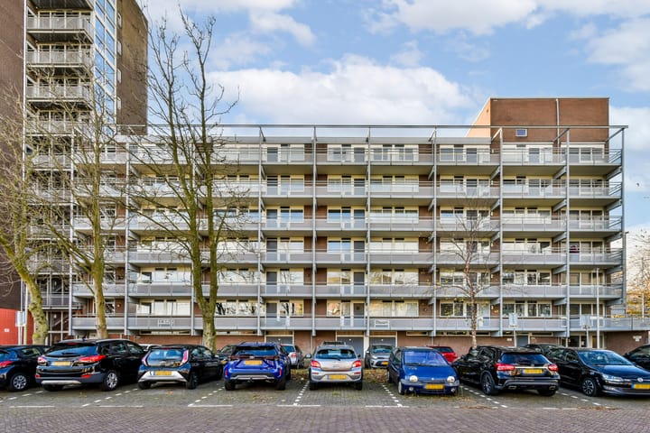 Photo 2 of Merelstraat 25