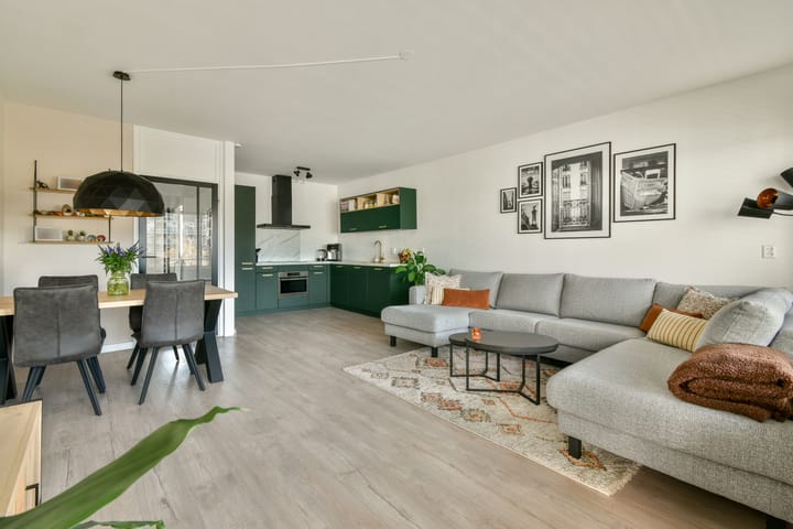 Photo 7 of Merelstraat 25