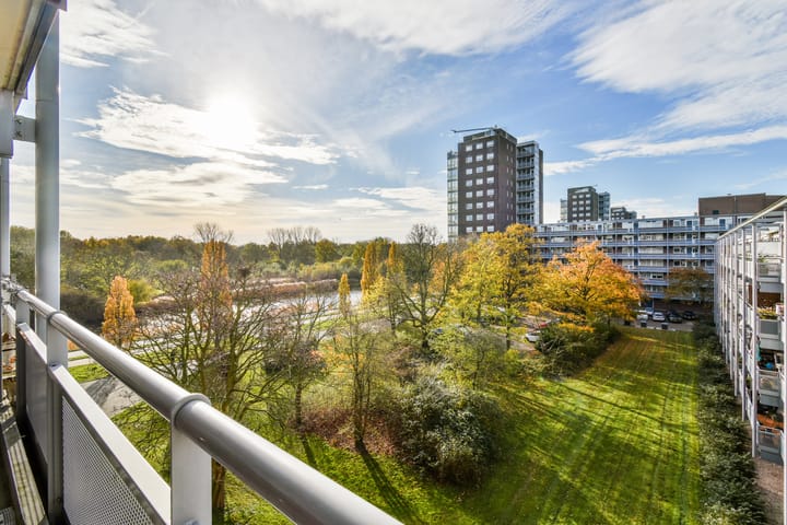 Photo 12 of Merelstraat 25