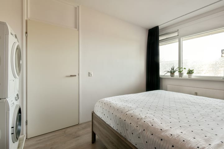 Photo 15 of Merelstraat 25