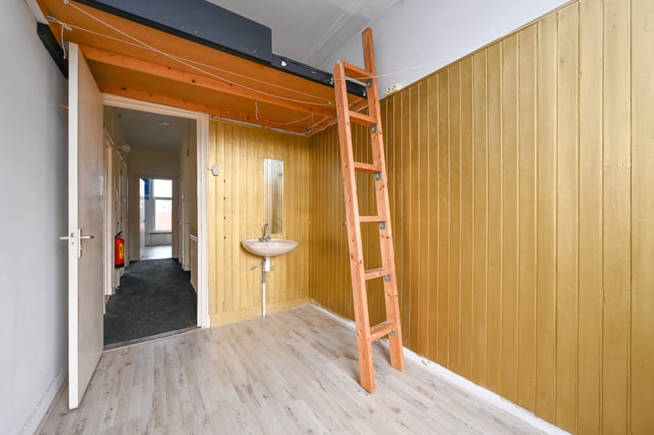 Photo 25 of Paulus Buijsstraat 7