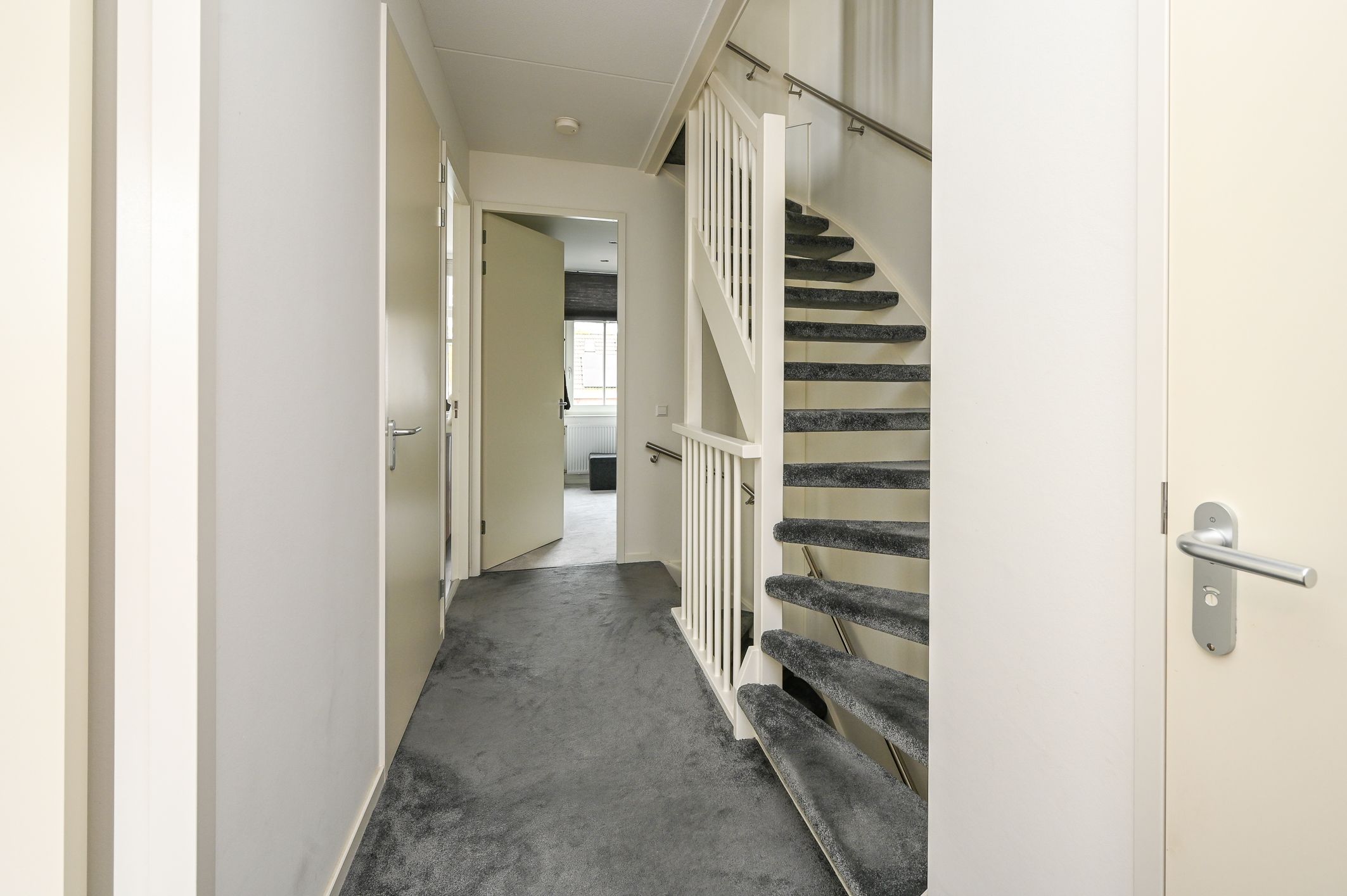 Foto 36 van Gabriela Mistrallaan 11