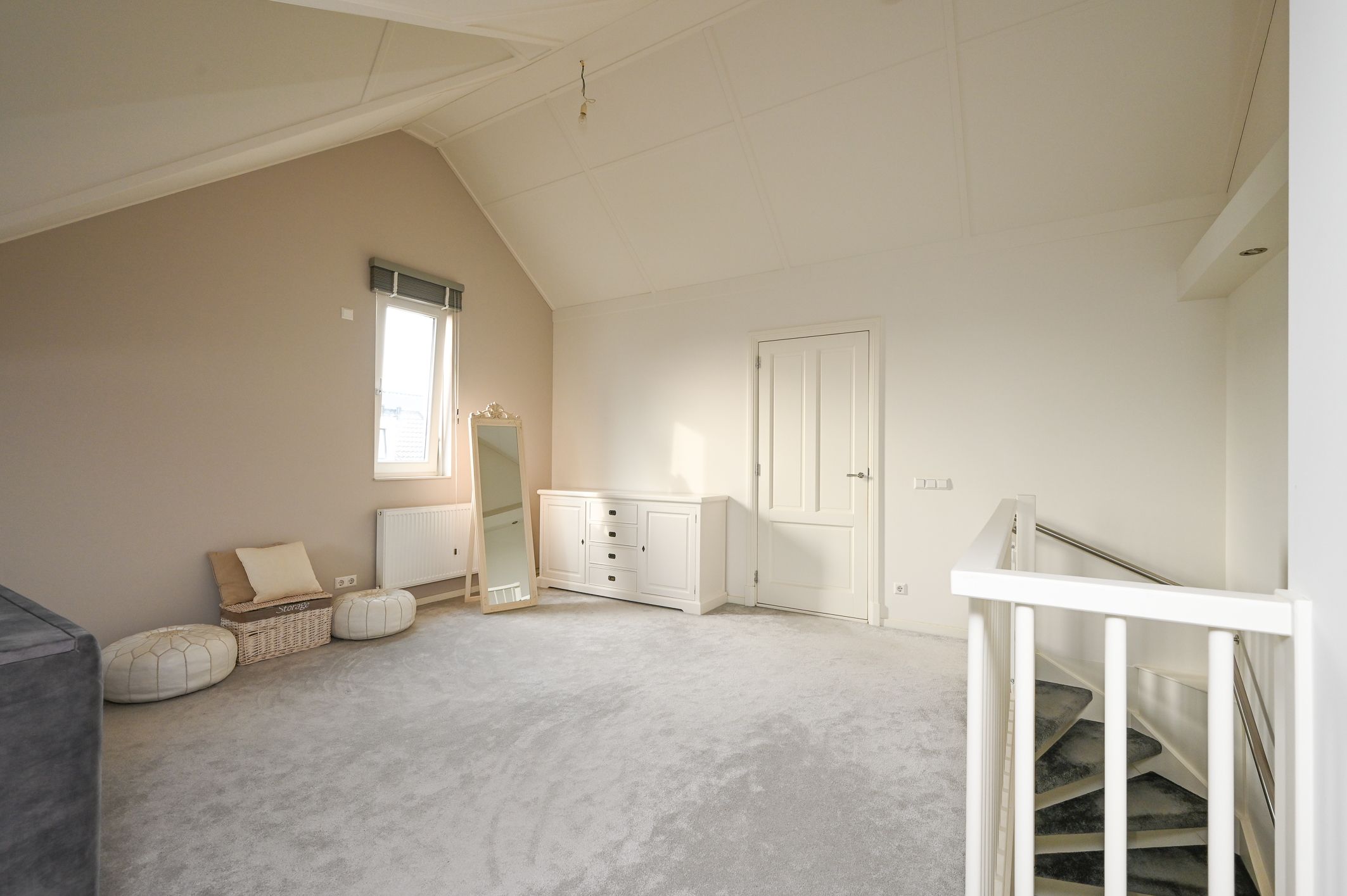 Foto 48 van Gabriela Mistrallaan 11