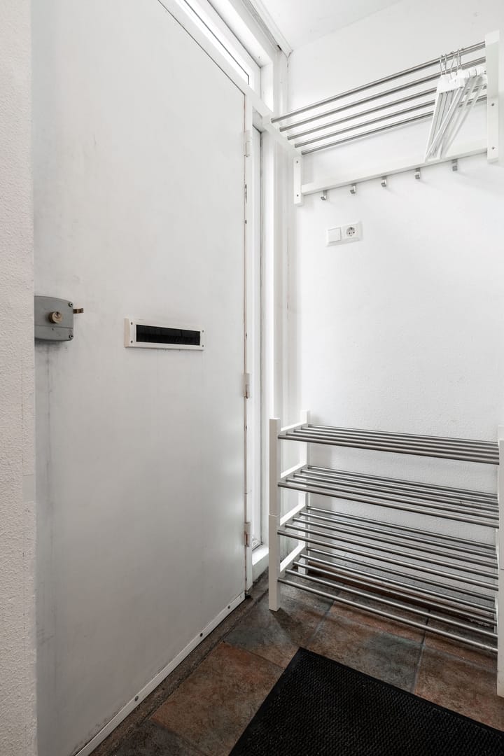 Photo 14 of Steile Bank 28