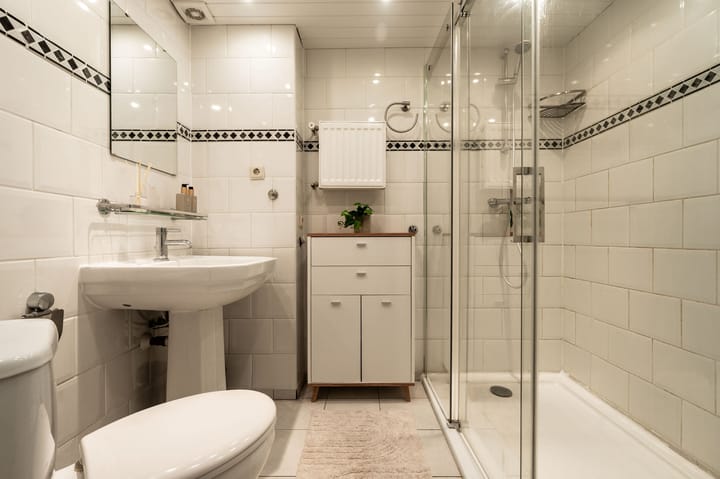 Photo 24 of Steile Bank 28