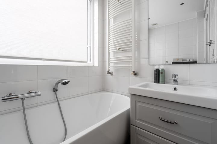 Photo 13 of Steile Bank 28