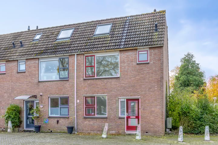 Photo 5 of Akeleituin 1