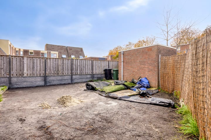 Photo 29 of Akeleituin 1