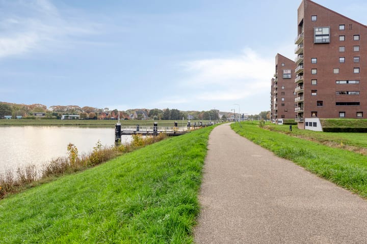 Photo 31 of Maria Lécinastraat 7