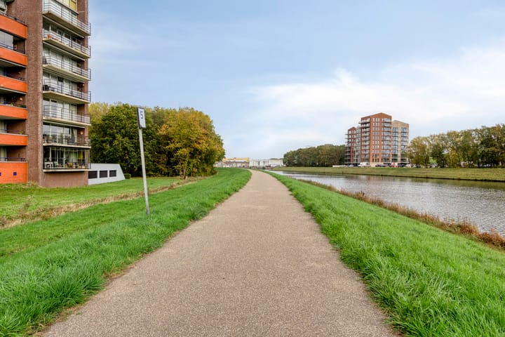 Photo 32 of Maria Lécinastraat 7