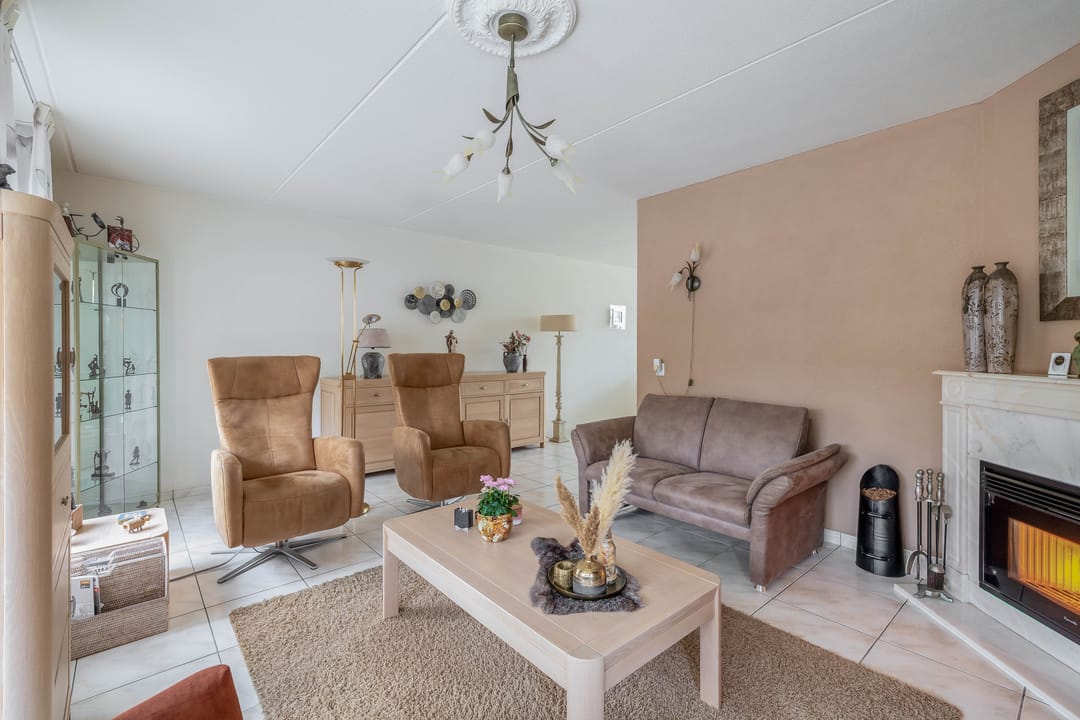 Foto 13 van Burg. Korstanjestraat 49