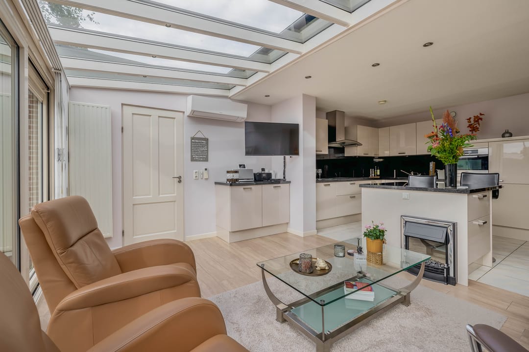 Foto 23 van Burg. Korstanjestraat 49