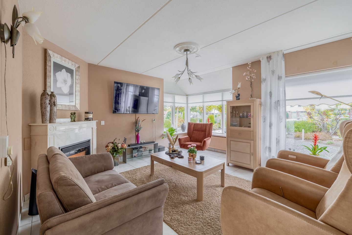 Foto 10 van Burg. Korstanjestraat 49