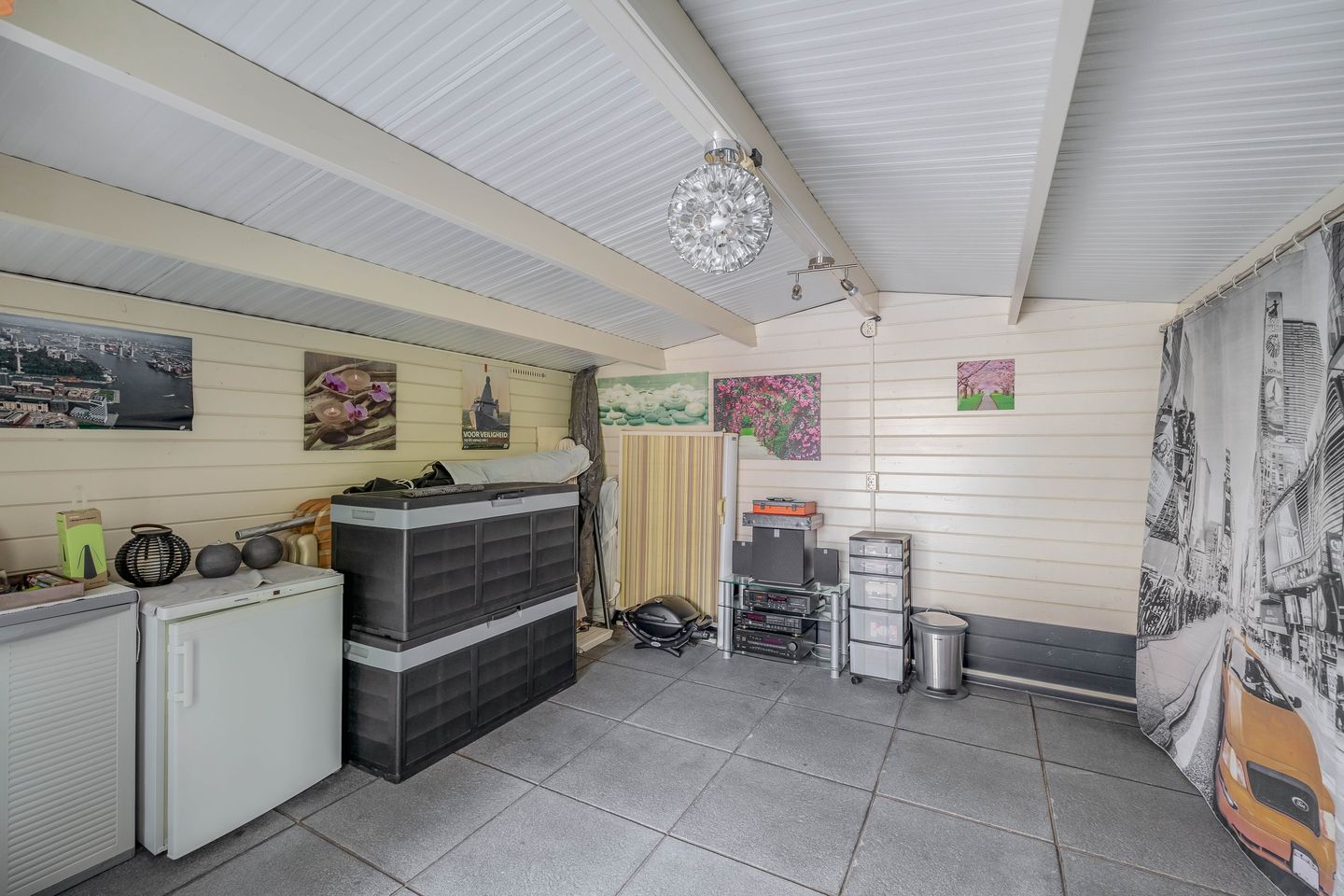 Foto 29 van Burg. Korstanjestraat 49