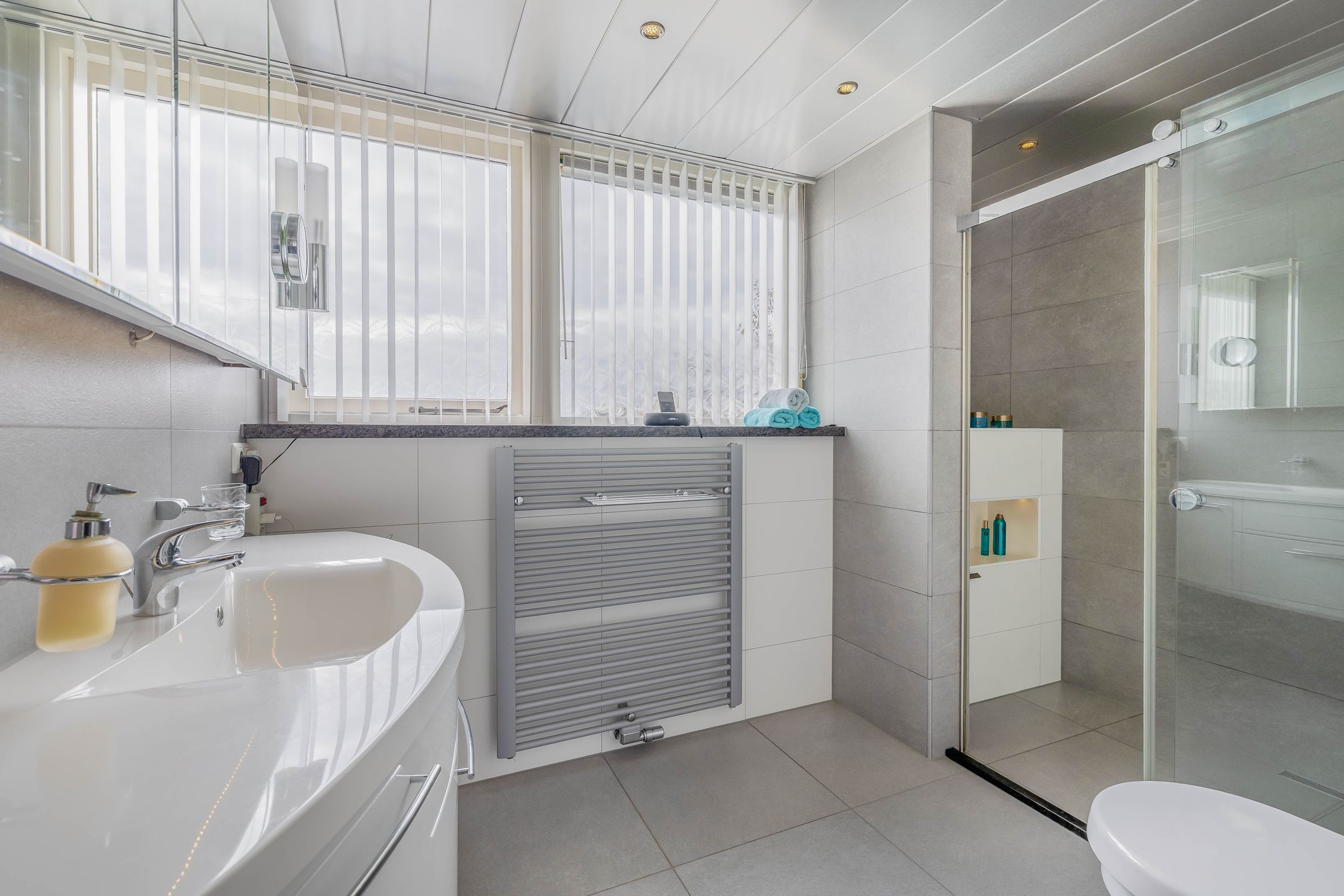 Foto 42 van Burg. Korstanjestraat 49