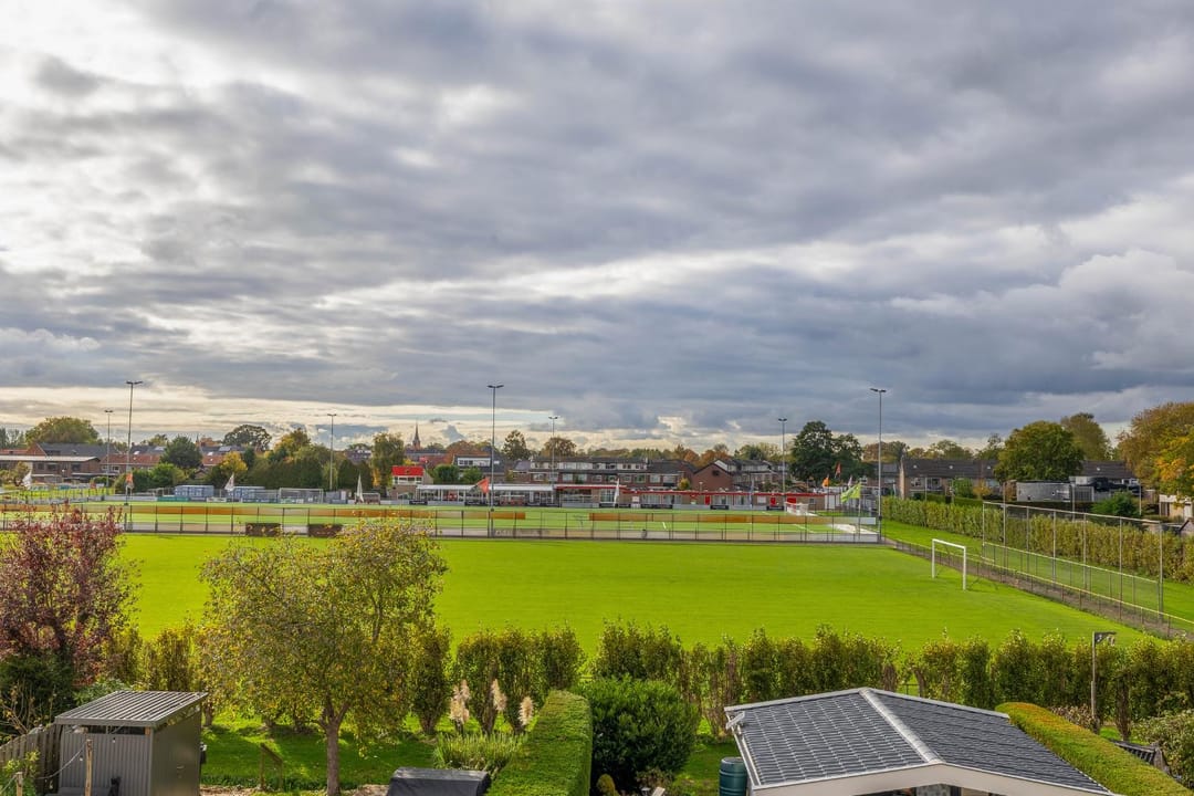 Foto 43 van Burg. Korstanjestraat 49