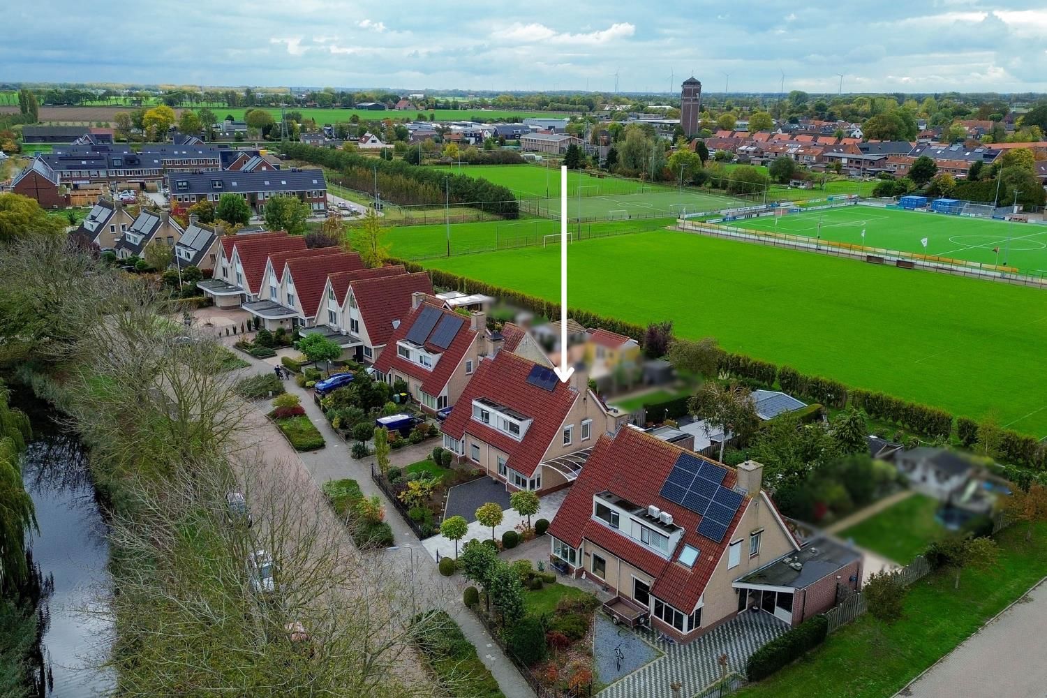 Foto 54 van Burg. Korstanjestraat 49