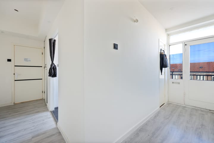 Foto 6 van Cornelis van Vollenhovenstraat 48