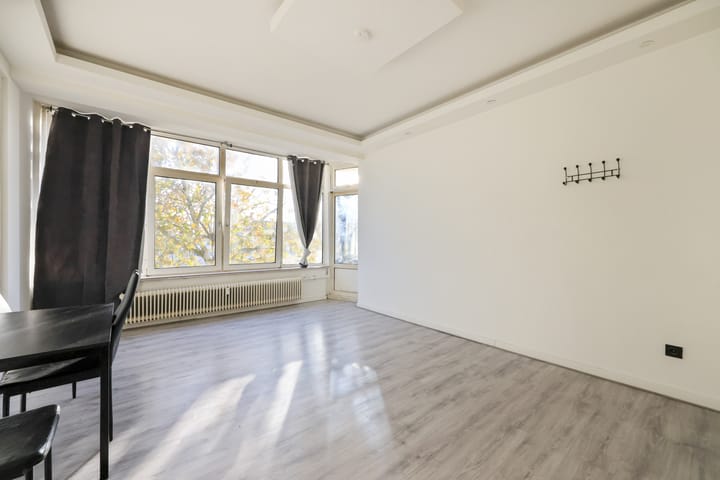 Foto 16 van Cornelis van Vollenhovenstraat 48