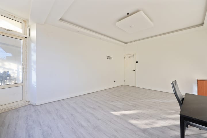 Foto 17 van Cornelis van Vollenhovenstraat 48