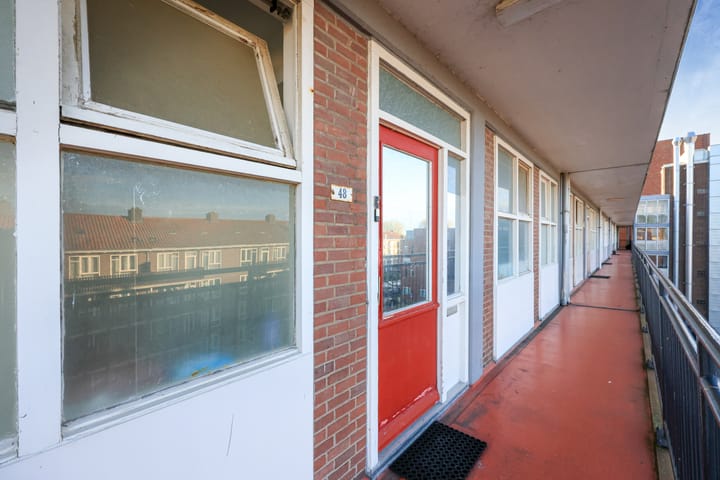 Foto 27 van Cornelis van Vollenhovenstraat 48