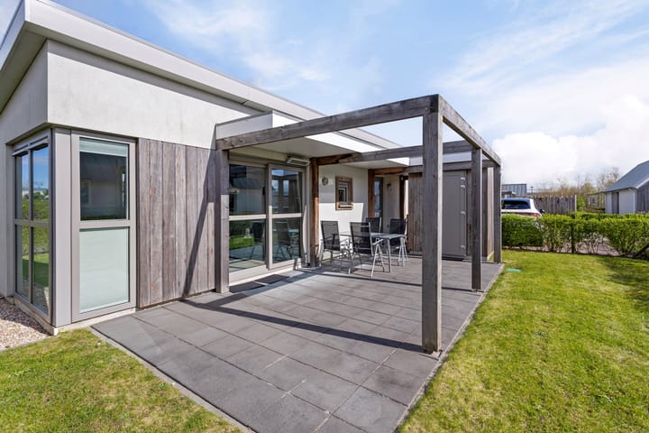 Foto 2 van Zeedijk 24-236