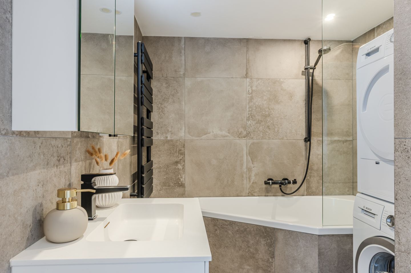 Foto 19 van Wethouder F.E. Meerburg sr. kade 14