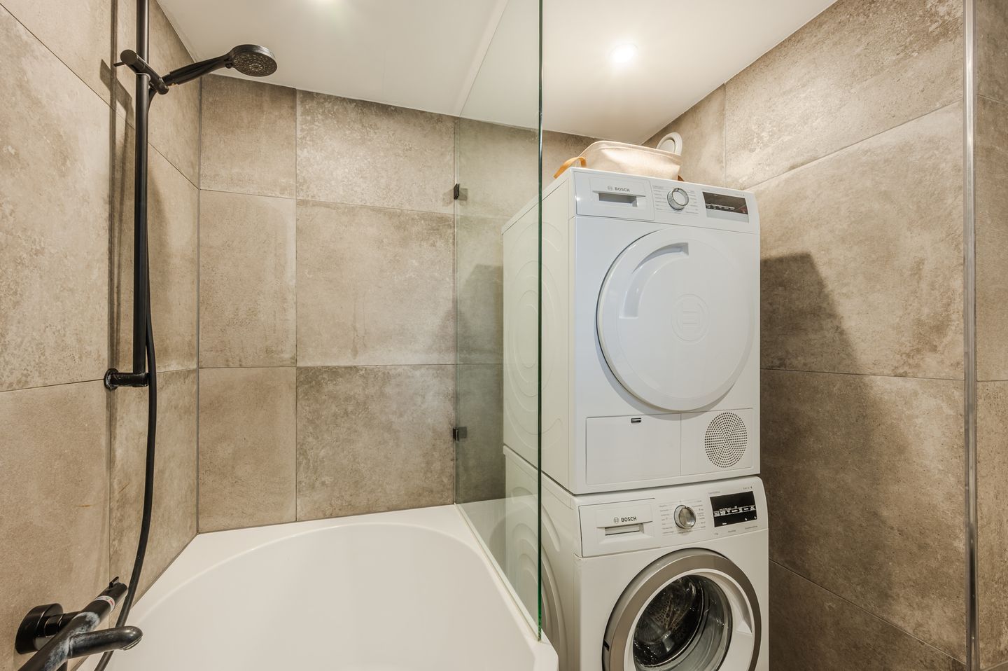 Foto 20 van Wethouder F.E. Meerburg sr. kade 14