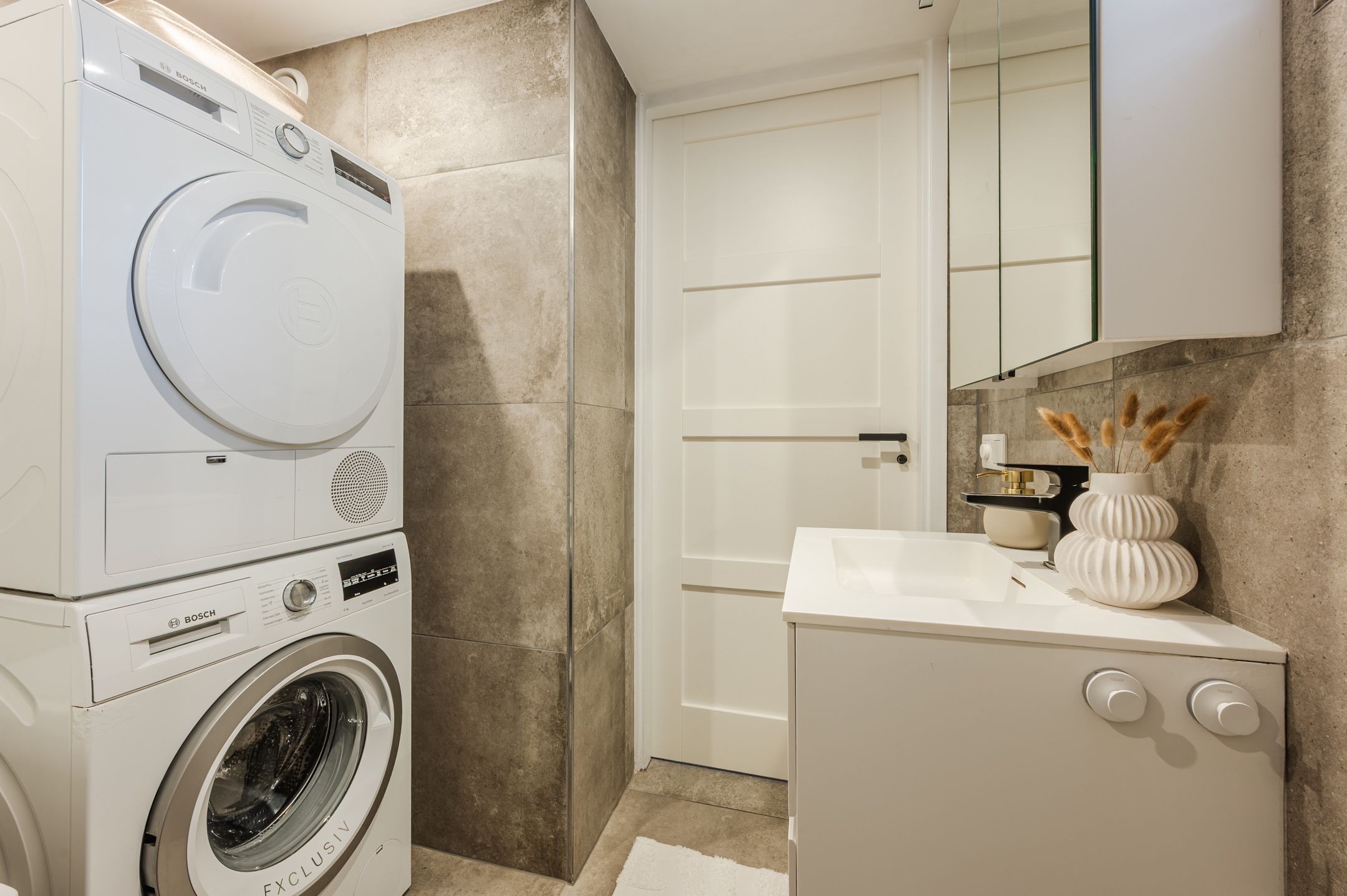 Foto 21 van Wethouder F.E. Meerburg sr. kade 14