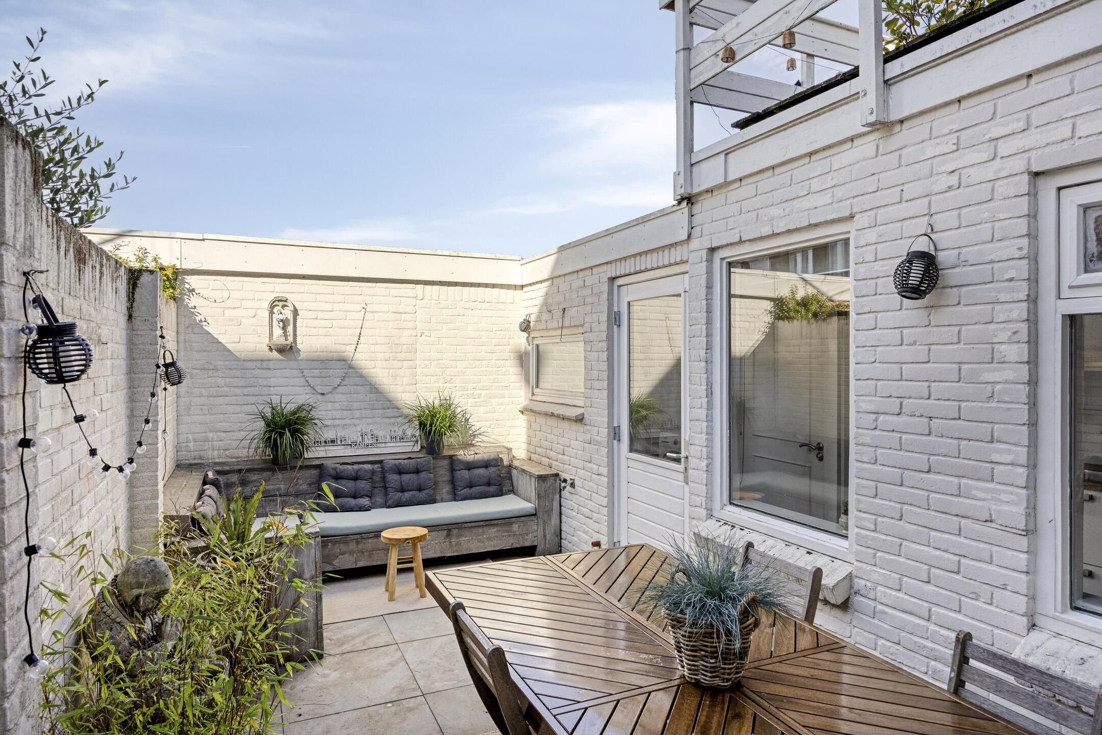 Foto 24 van Bovensingel 182