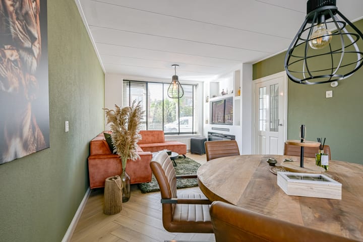 Photo 9 of Burgemeester Pierhagenlaan 19