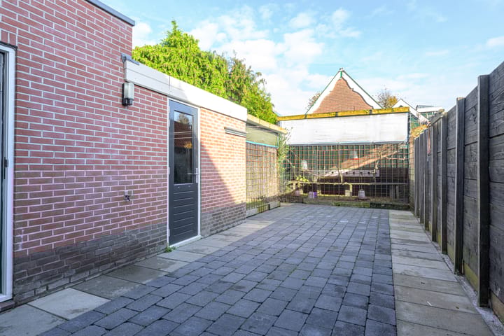 Photo 28 of Burgemeester Pierhagenlaan 19