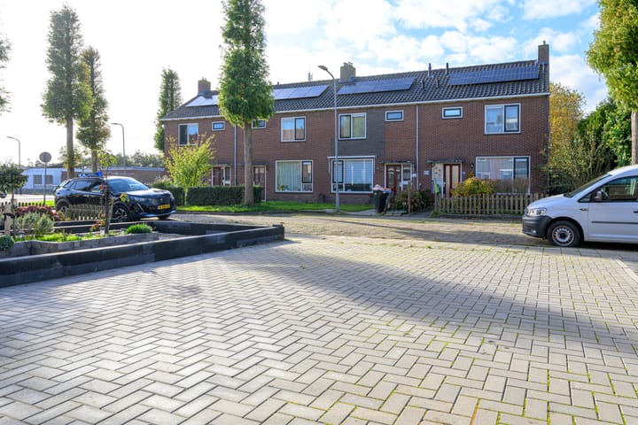 Photo 30 of Burgemeester Pierhagenlaan 19