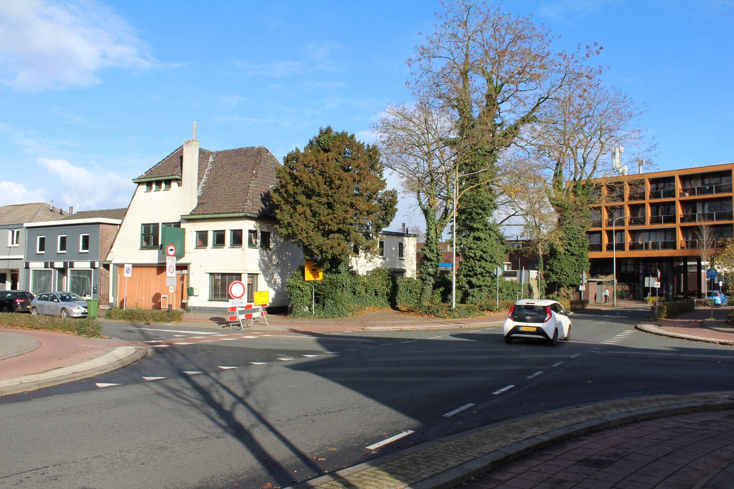 View photo 4 of Stationsstraat 16