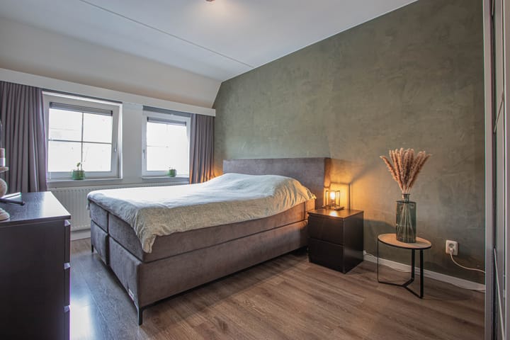 Foto 17 van Burgemeester van Rietstraat 16