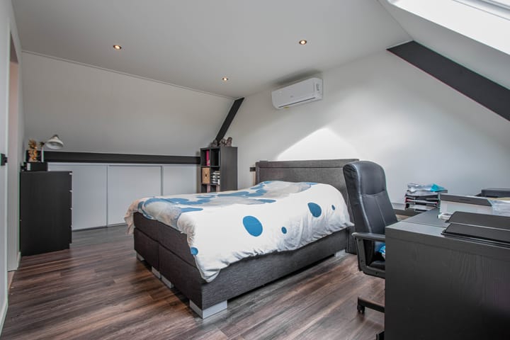 Foto 24 van Burgemeester van Rietstraat 16