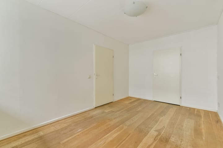 Foto 22 van Nova Zemblastraat 4-C