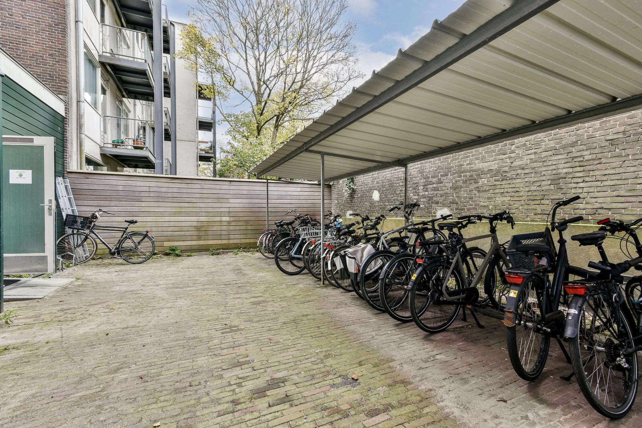 Foto 27 van Nova Zemblastraat 4-C