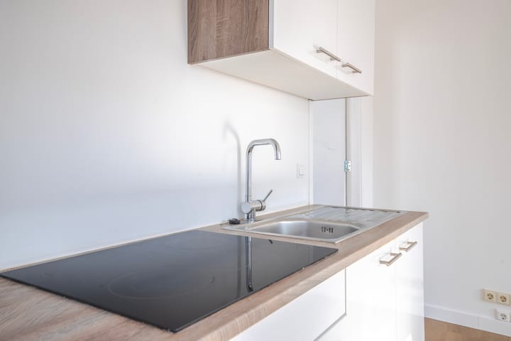 Photo 11 of Rosendaalsestraat 467-1