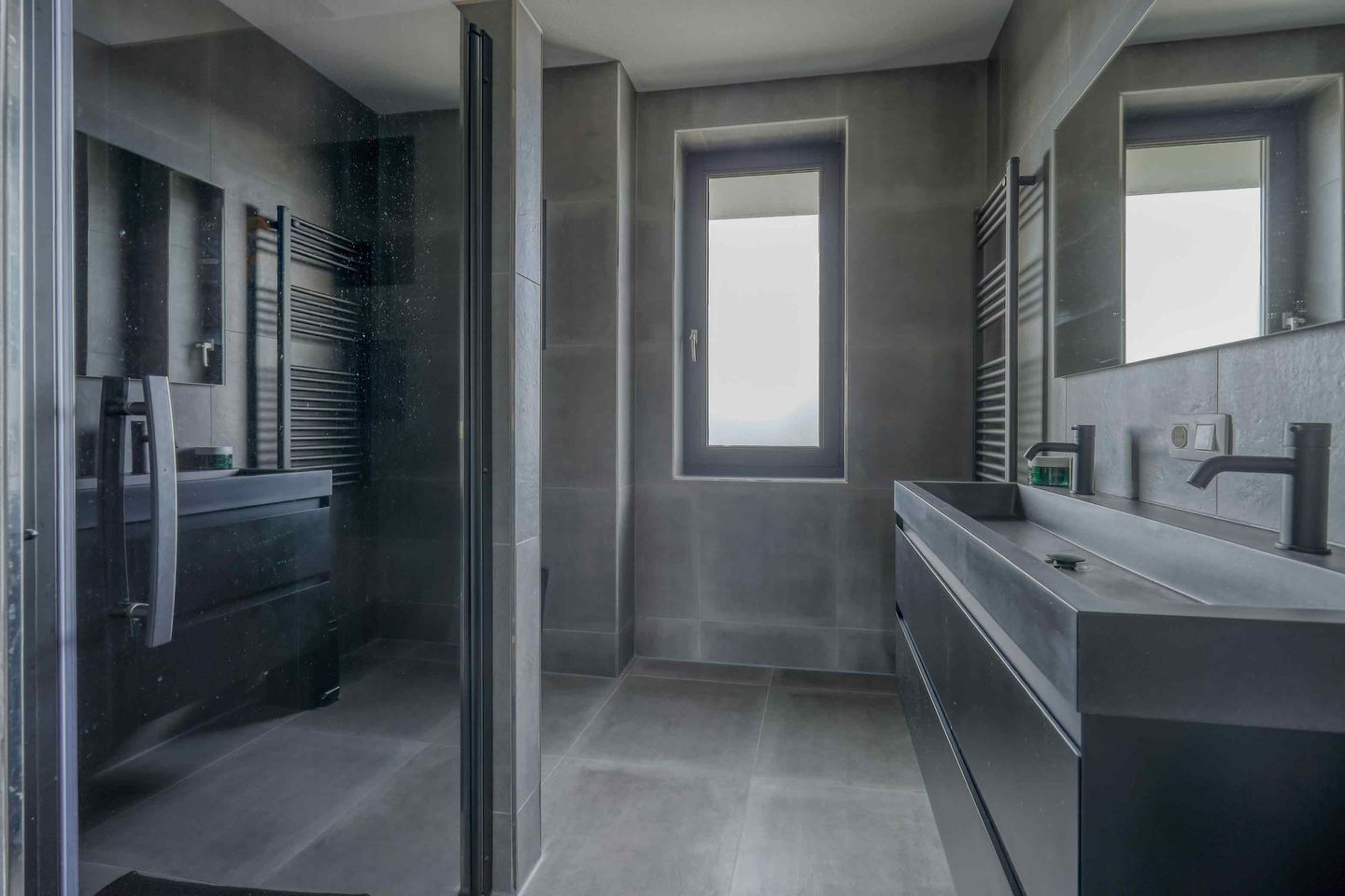 Photo 4 of De Ontmoeting 6